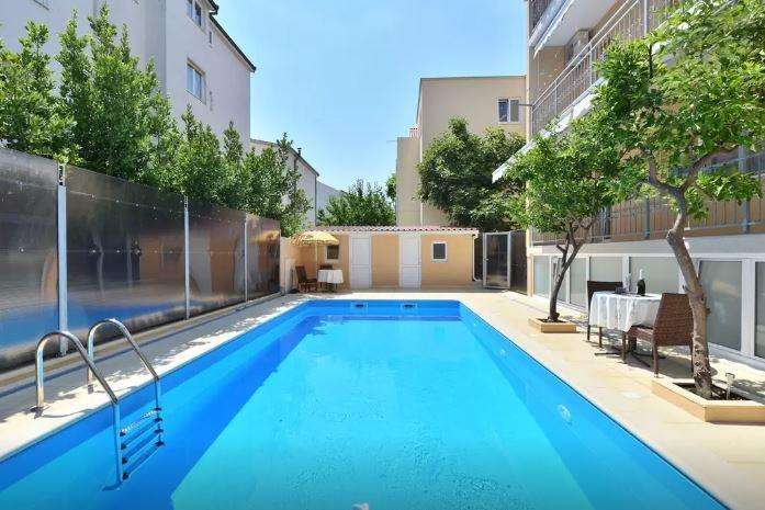 Mikuljan Apartments Stobreč Eksteriør bilde