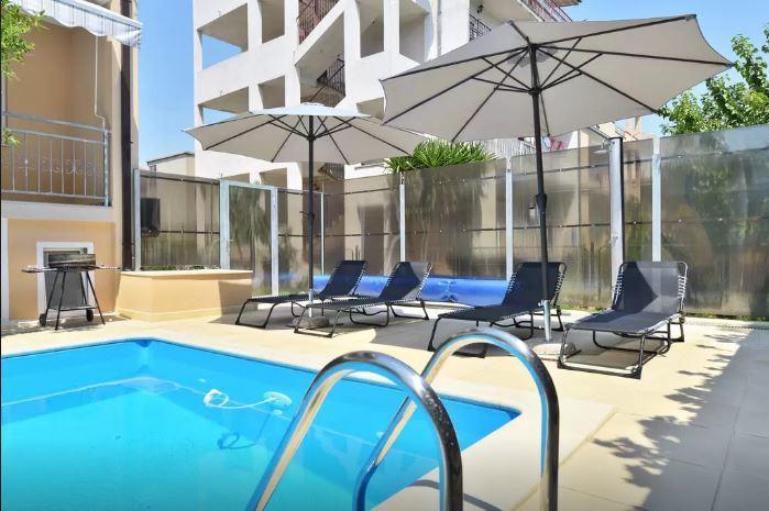 Mikuljan Apartments Stobreč Eksteriør bilde