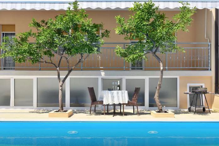 Mikuljan Apartments Stobreč Eksteriør bilde